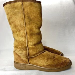 UGG Original Tall Chestnut Brown Leather Fur Lined Women's Warm Boots Size 9